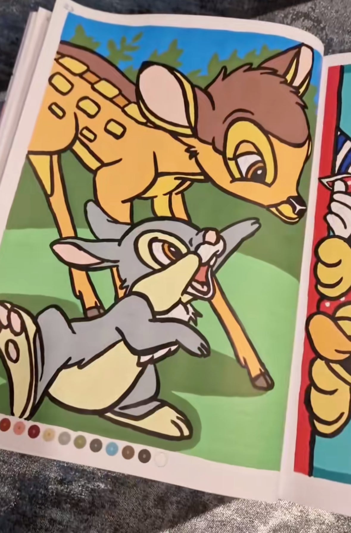 DISNEY COLORING BOOK - BABIES