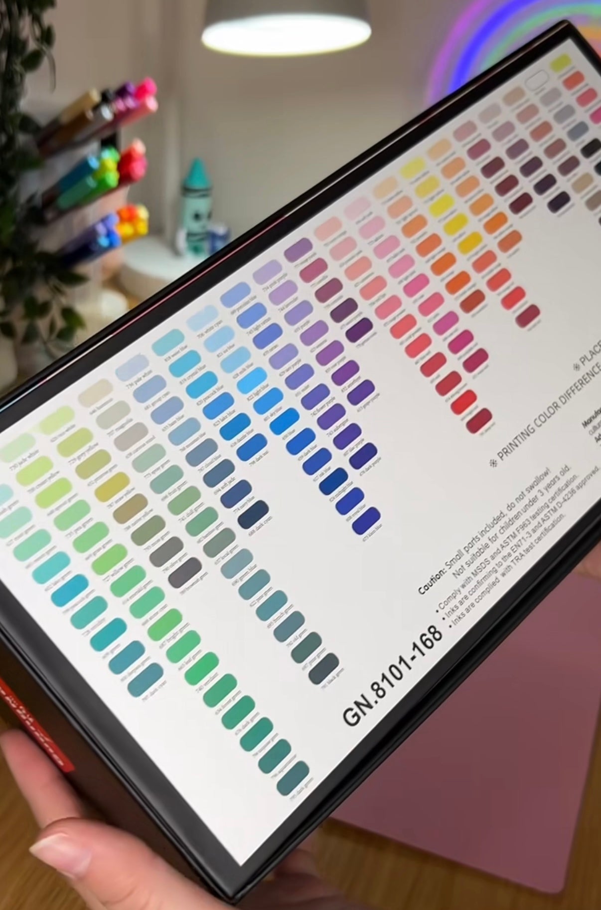 Acrylic markers - 168 colors