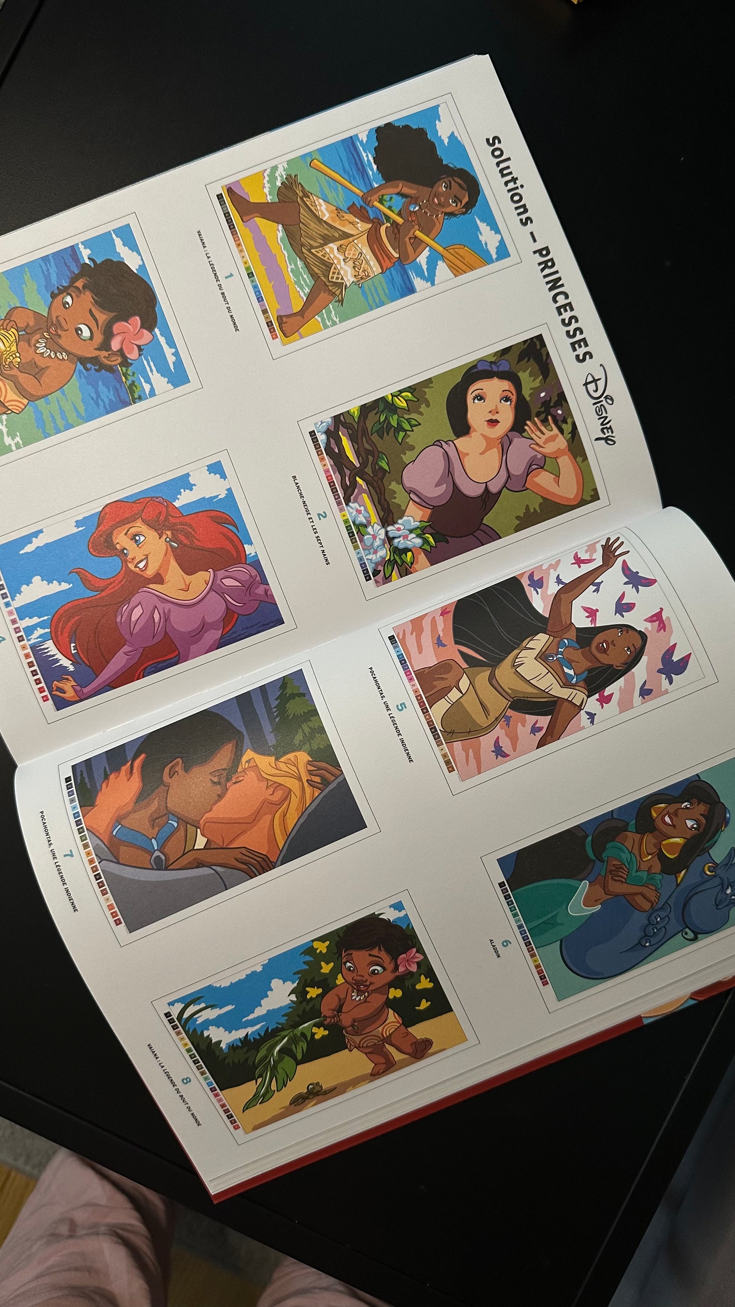 DISNEY COLORING BOOK - PRINCESSES