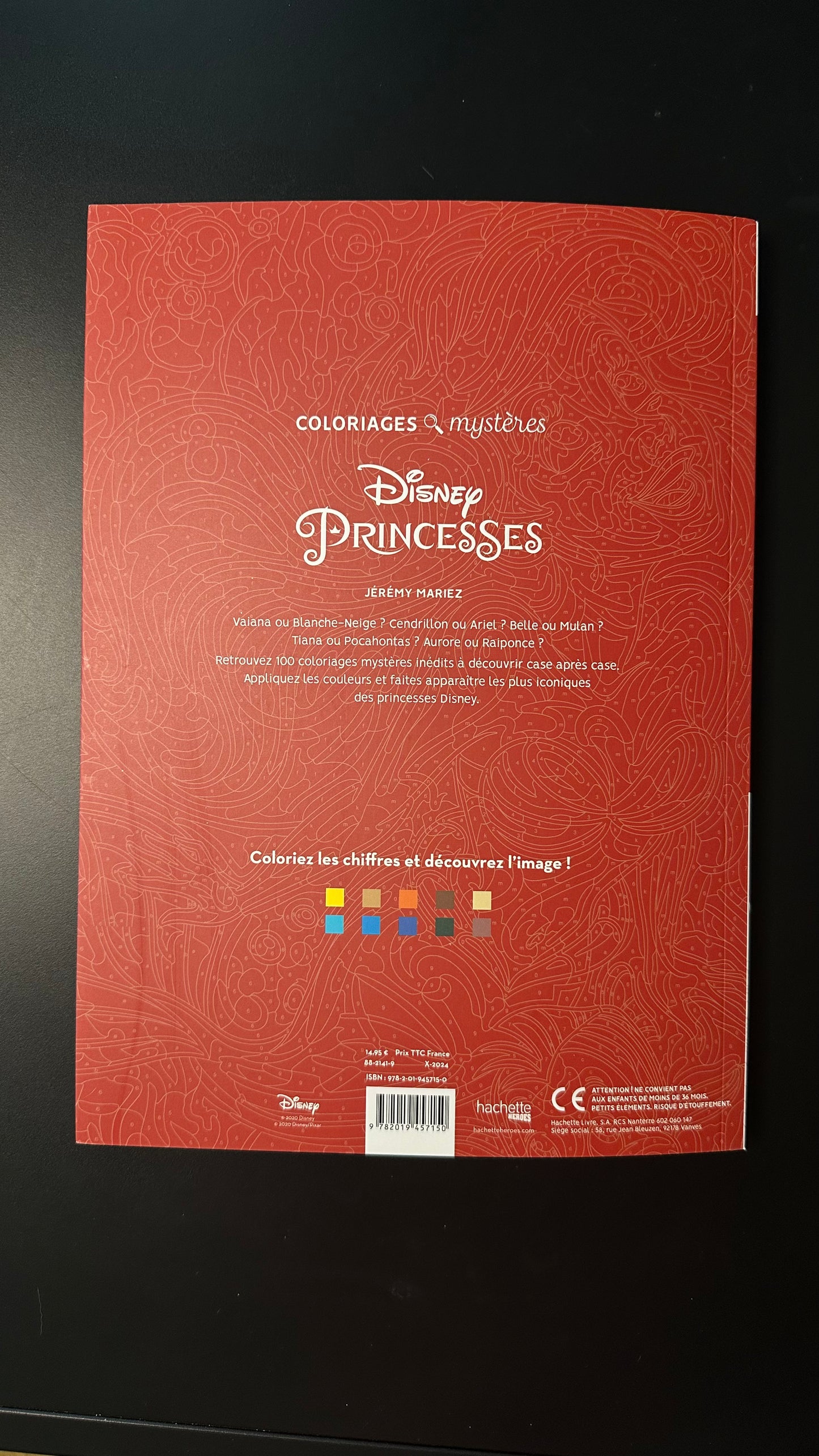 DISNEY COLORING BOOK - PRINCESSES